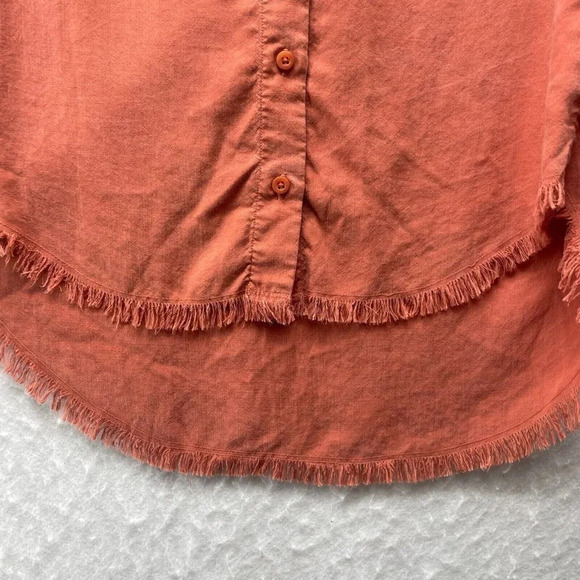 Cloth & Stone Shirt Women's Sz XS Orange Fringe High Low Hem Collared Button Up - Picture 8 of 9